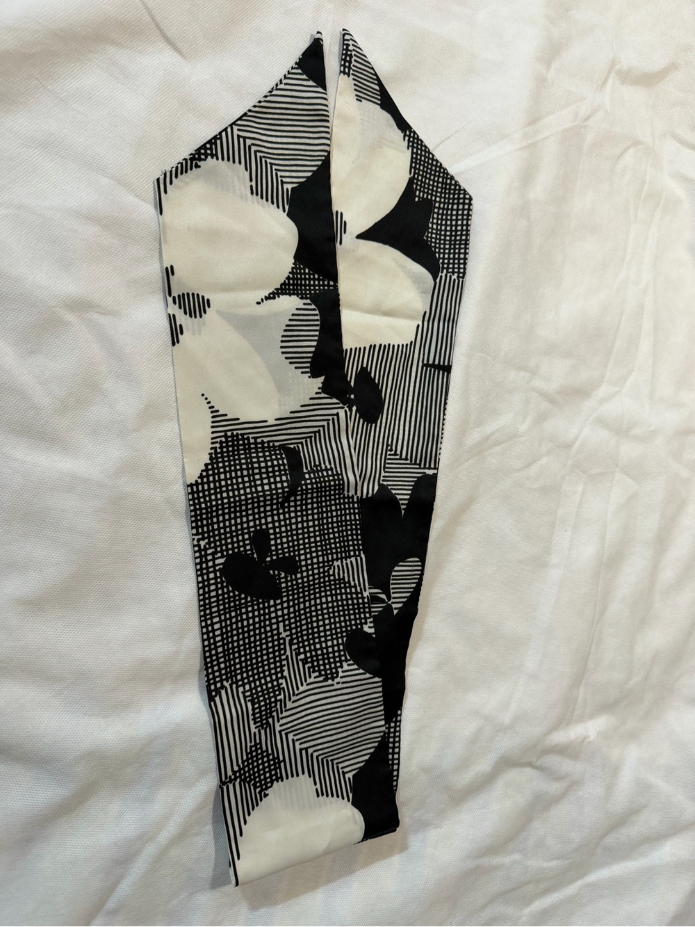 Black & White Abstract Floral Scarf Tie